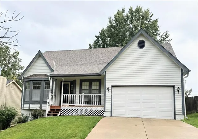 Photo 2 of Single family home for sale at 4201 Nw 64th Place, Kansas City, MO 64151 | MLS# 2642578 | Listing updated on 2026-09-18