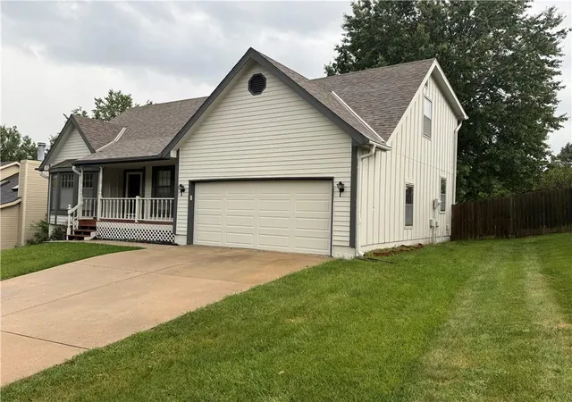 Photo 2 of Single family home for sale at 4201 NW 64th Place, Kansas City, MO 64151 | MLS# 2642578 | Listing updated on 2026-09-18