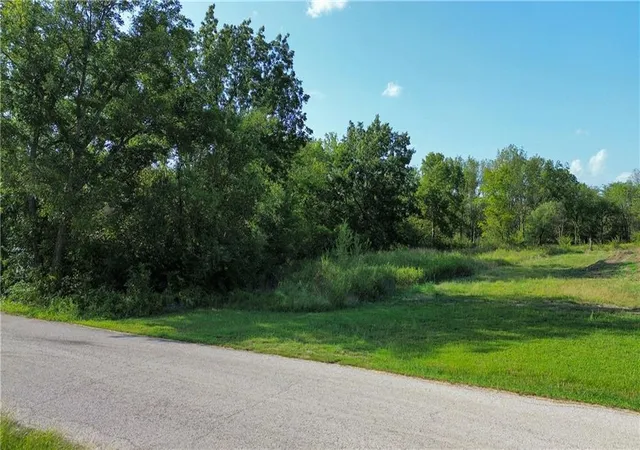 Photo 3 of Land for sale at 00000 Hemlock St, Mound City, KS 66056 | MLS# 2642613 | Listing updated on 2026-09-17