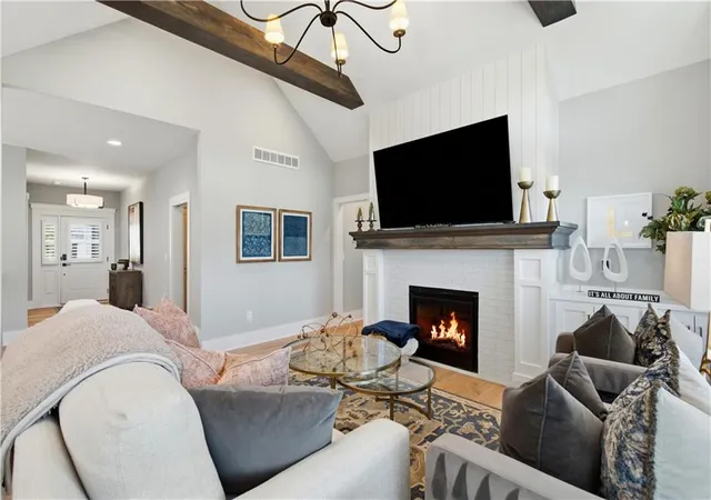 Photo 4 of House for sale at 13405 W 174th Place, Overland Park, KS 66221 | MLS# 2642706 | Listing updated on 2026-10-05