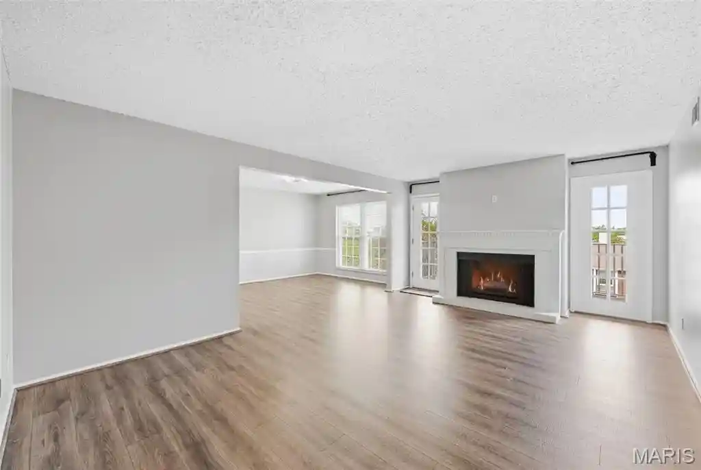 Listing Photo 2 - Condo for sale in 14443 Bantry Ln located at 14443 Bantry Ln, Chesterfield, MO 63017 - Unit #16