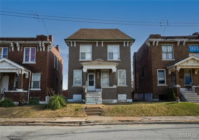Photo 1 of Sale Pending at 1734 N Euclid Ave, Saint Louis, MO 63113 | MLS# MIS26001245 | Listing updated on 2026-09-24