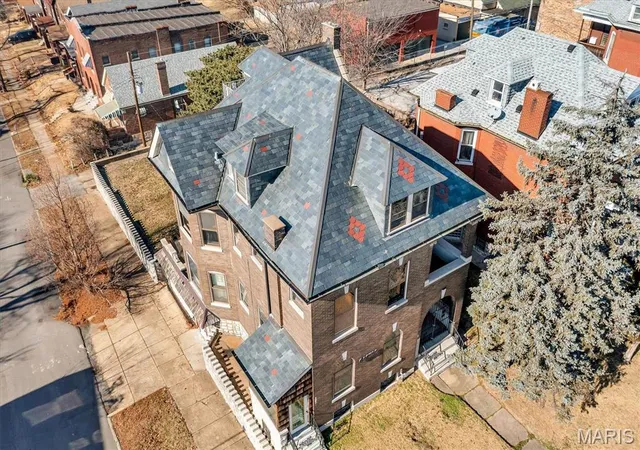 Photo 3 of Single family home for sale at 3831 S Grand Blvd, Saint Louis, MO 63118 | MLS# MIS26005502 | Listing updated on 2026-10-05