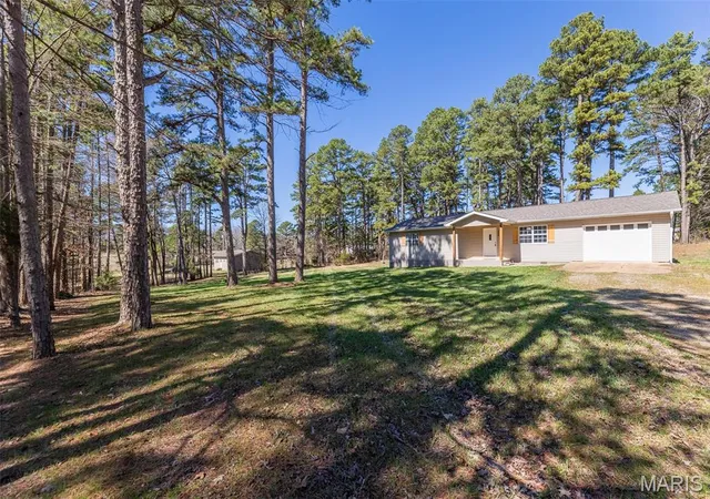 Photo 2 of Single family home for sale at 566 County Road 422, Poplar Bluff, MO 63901 | MLS# MIS26014438 | Listing updated on 2026-09-16