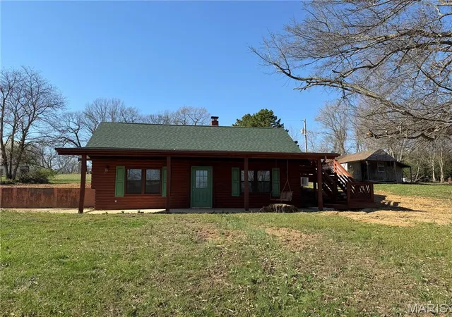 Photo 2 of Single family home for sale at 18971 Ruff Dr, Marble Hill, MO 63764 | MLS# MIS26014843 | Listing updated on 2026-09-16
