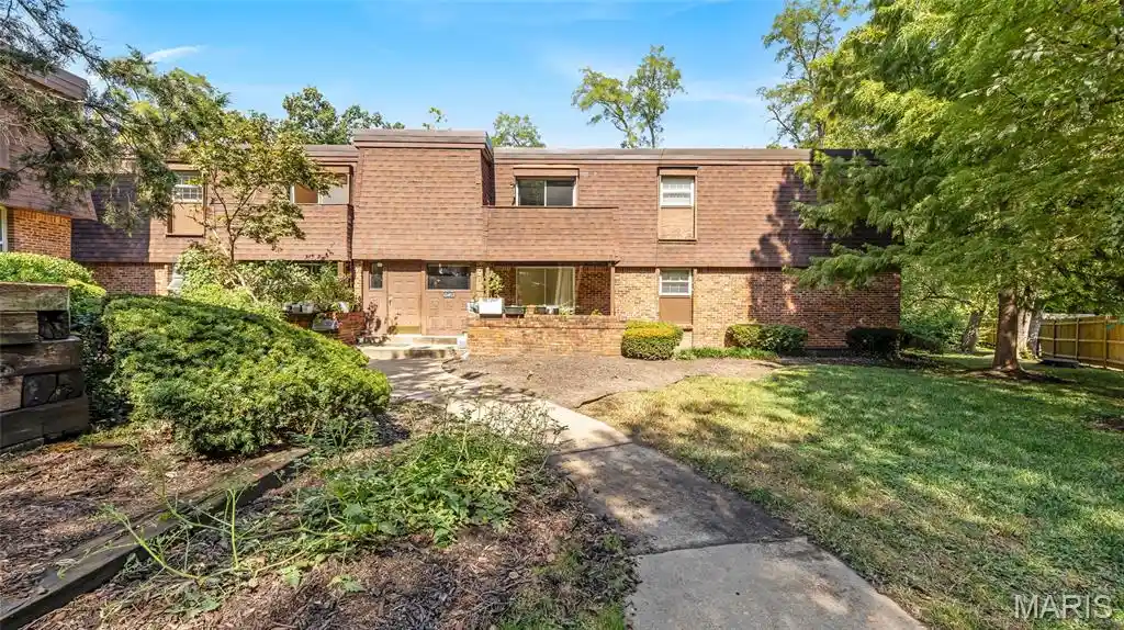 Listing Photo 1 - Condo for sale in 13453 Coliseum Dr located at 13453 Coliseum Dr, Chesterfield, MO 63017 - Unit 13453 Coliseum Dr