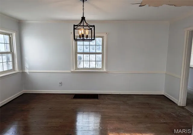 Photo 3 of Single family home for sale at 1931 Elm St, Saint Charles, MO 63301 | MLS# MIS26016829 | Listing updated on 2026-09-16