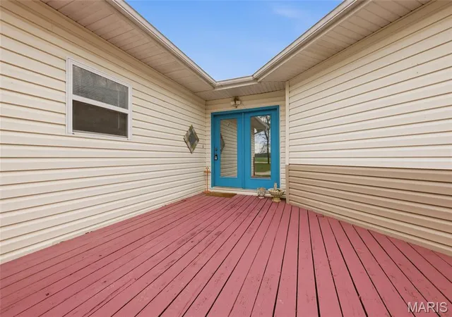 Photo 3 of Single family home for sale at 284 White Rd, Montgomery City, MO 63361 | MLS# MIS26017253 | Listing updated on 2026-09-17