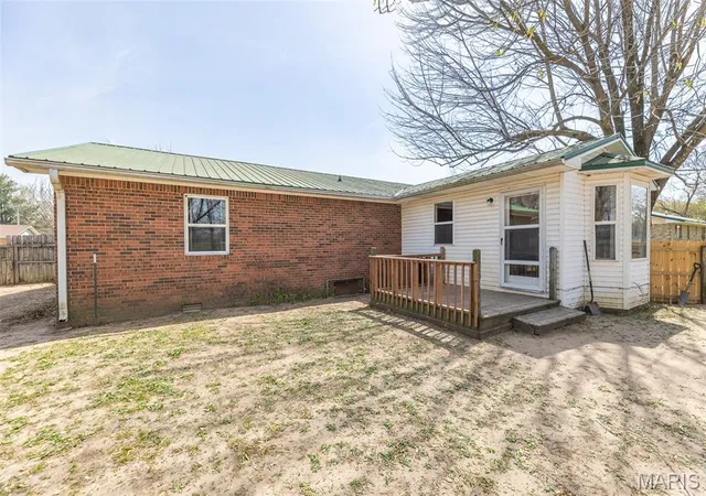 Photo 4 of Sale Pending at 39813 W Dorothy Dr, Malden, MO 63863 | MLS# MIS26019410 | Listing updated on 2026-09-16
