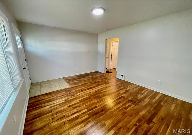 Photo 2 of Single family home for sale at 10121 Baron Dr, Saint Louis, MO 63136 | MLS# MIS26021241 | Listing updated on 2026-09-30
