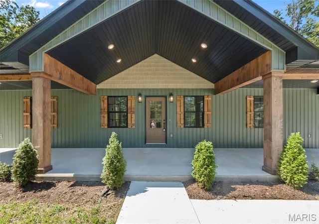 Photo 2 of Single family home for sale at 17097 State Hwy H, Glen Allen, MO 63751 | MLS# MIS26022049 | Listing updated on 2026-10-05