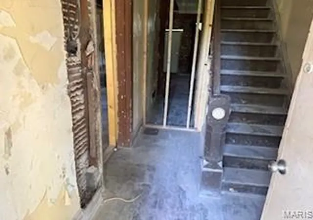 Photo 3 of Sale Pending at 2906 Park Ave, St Louis, MO 63104 | MLS# MIS26022302 | Listing updated on 2026-10-05
