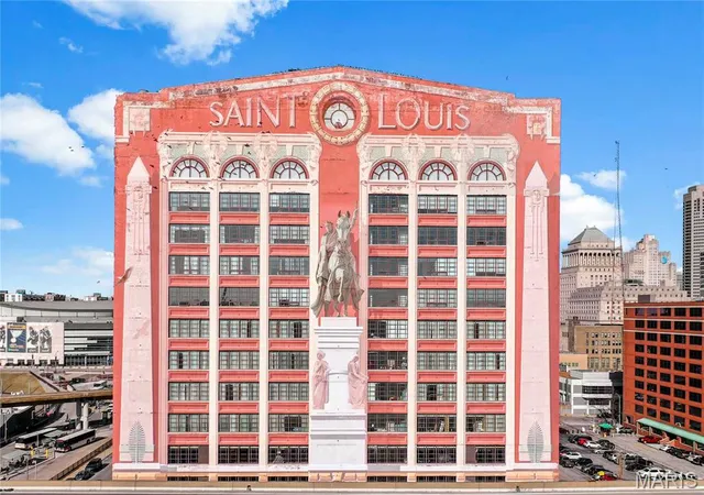 Condo for sale at 400 S 14Th St #910, Saint Louis, MO 63103 | MLS# MIS26023854