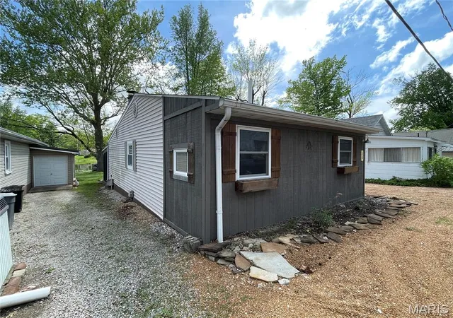 Photo 2 of Single family home for sale at 36 Bogey Run, Sparta, IL 62286 | MLS# MIS26025298 | Listing updated on 2026-10-06