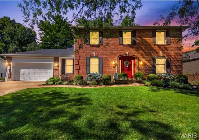Photo 1 of Sale Pending at 3636 Whispering Ridge Ln, St Louis, MO 63129 | MLS# MIS26025587 | Listing updated on 2026-09-16