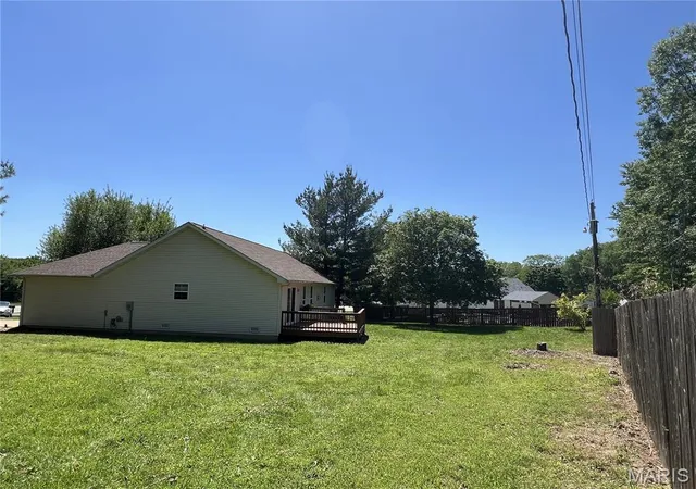 Photo 3 of Sale Pending at 905 Hampton Ct, Rolla, MO 65401 | MLS# MIS26026885 | Listing updated on 2026-09-16