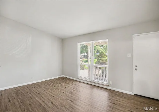 Photo 3 of Single family home for sale at 1145 Cheyenne Dr, Florissant, MO 63033 | MLS# MIS26029335 | Listing updated on 2026-09-17