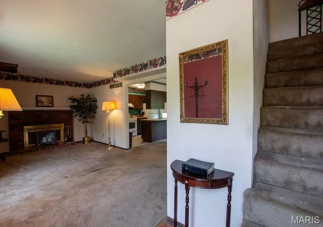 Photo 2 of Single family home for sale at 102 Britanna Dr, Swansea, IL 62226 | MLS# MIS26030081 | Listing updated on 2026-09-18