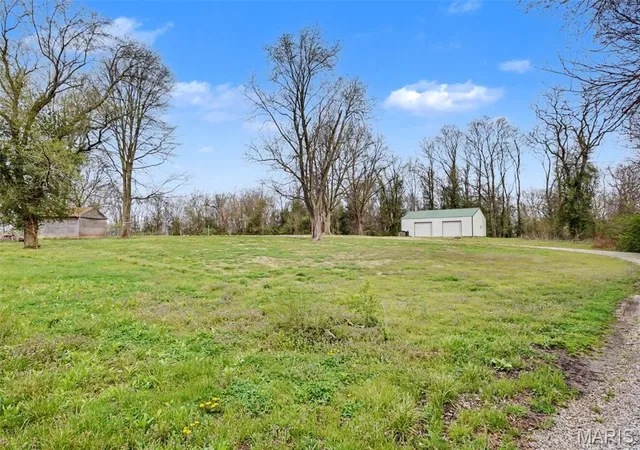 Photo 1 of Land for sale at 811 Willard St, Greenville, IL 62246 | MLS# MIS26030655 | Listing updated on 2026-09-18