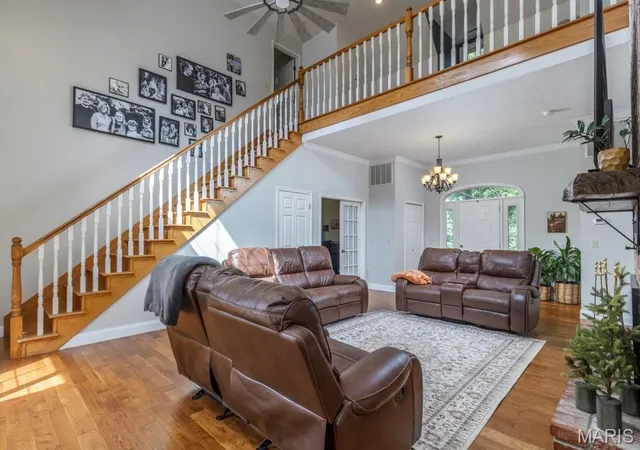 Photo 3 of Single family home for sale at 19261 Green Valley Ln, Lebanon, MO 65536 | MLS# MIS26038317 | Listing updated on 2026-09-17
