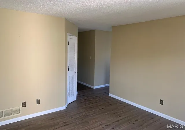 Photo 3 of Single family home for sale at 935 Amaral Cir, Saint Louis, MO 63137 | MLS# MIS26038359 | Listing updated on 2026-09-16