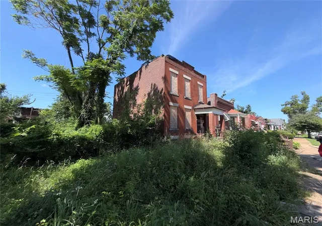 Photo 3 of Single family home for sale at 4314 Penrose St, St Louis, MO 63115 | MLS# MIS26040824 | Listing updated on 2026-09-17