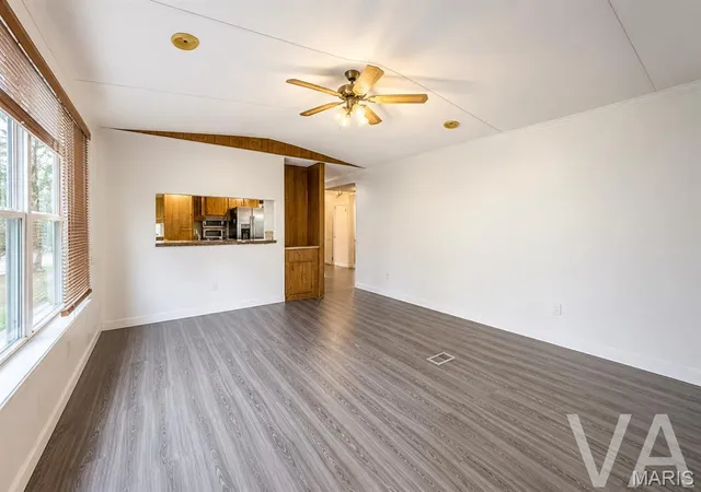 Photo 2 of Manufactured home for sale at 3102 Meyer Rd, Festus, MO 63028 | MLS# MIS26040830 | Listing updated on 2026-09-18