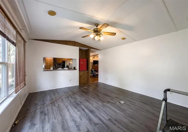 Photo 3 of Manufactured home for sale at 3102 Meyer Rd, Festus, MO 63028 | MLS# MIS26040830 | Listing updated on 2026-09-18