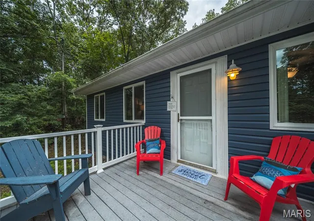 Photo 3 of Single family home for sale at 2214 Lakeshore Dr, Cuba, MO 65453 | MLS# MIS26044260 | Listing updated on 2026-09-27
