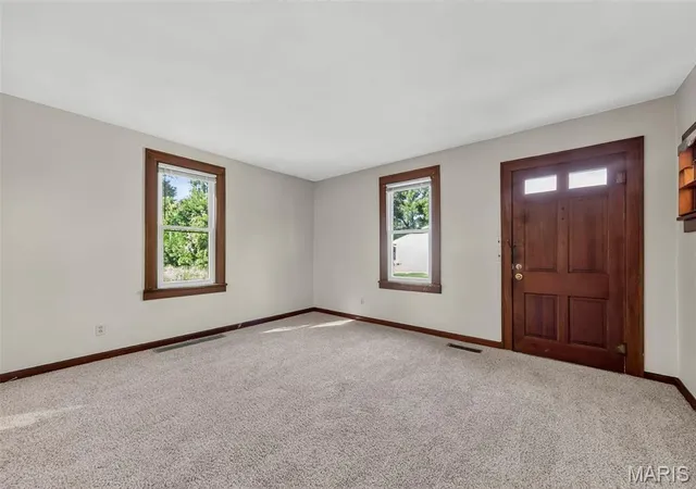Photo 3 of Single family home for sale at 340 Kemper St, Troy, MO 63379 | MLS# MIS26044555 | Listing updated on 2026-09-18