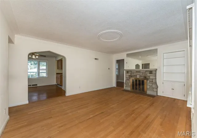 Photo 2 of Single family home for sale at 9903 Vasel Dr, Saint Louis, MO 63123 | MLS# MIS26045786 | Listing updated on 2026-09-17