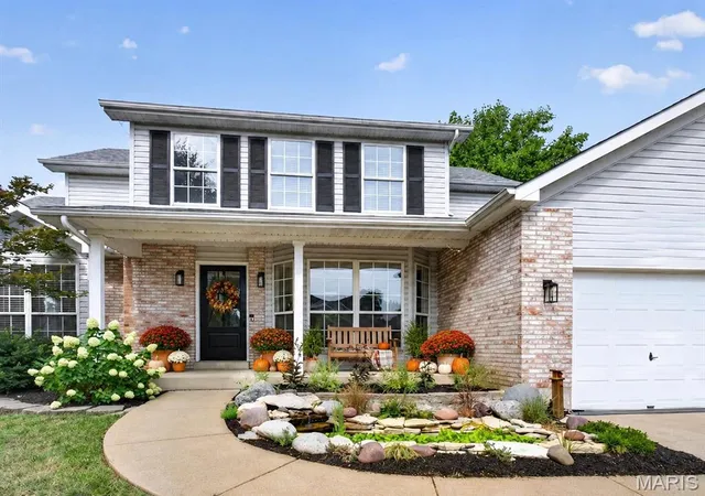 Photo 3 of Sale Pending at 1 Adventura Dr, Festus, MO 63028 | MLS# MIS26046093 | Listing updated on 2026-09-09