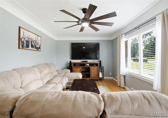Photo 3 of Sale Pending at 14 Circle Dr, Fairview Heights, IL 62208 | MLS# MIS26046212 | Listing updated on 2026-09-17