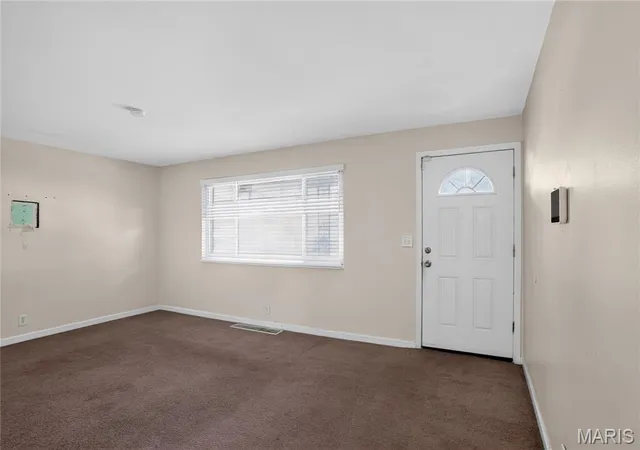 Photo 4 of Single family home for sale at 1738 Beecher Dr, Saint Louis, MO 63136 | MLS# MIS26048692 | Listing updated on 2026-10-26