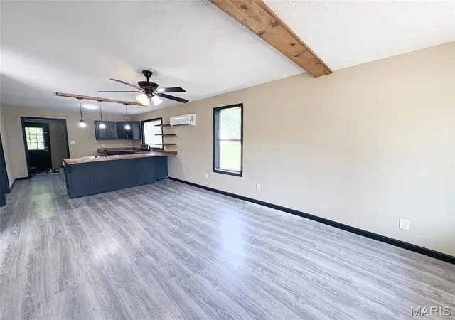 Photo 2 of Single family home for sale at 815 Grand Ave, Poplar Bluff, MO 63901 | MLS# MIS26051585 | Listing updated on 2026-09-16