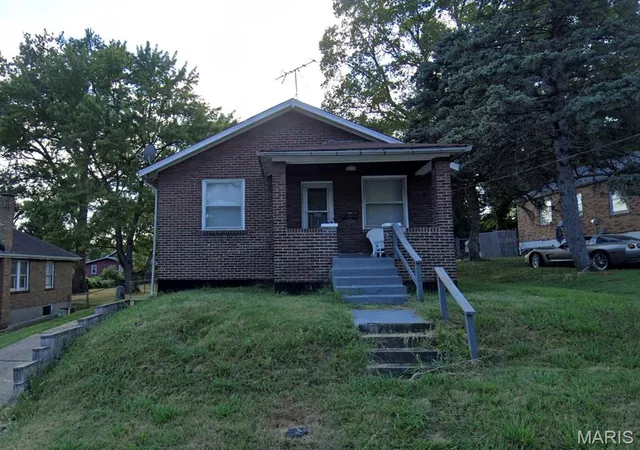 Photo 1 of Single family home for sale at 3105 Thelma Ave, Saint Louis, MO 63121 | MLS# MIS26051950 | Listing updated on 2026-09-16