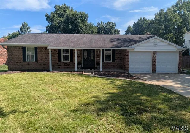 Photo 1 of Single family home for sale at 274 Treasure Cvs, Ballwin, MO 63021 | MLS# MIS26052001 | Listing updated on 2026-09-16