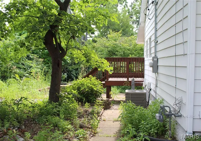 Photo 3 of Sale Pending at 2312 Burns Ave, Saint Louis, MO 63114 | MLS# MIS26052044 | Listing updated on 2026-09-16
