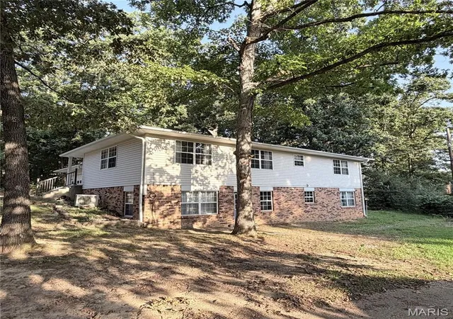 Photo 37 of Single family home for sale at 1609 Sylvan Dr, Poplar Bluff, MO 63901 | MLS# MIS26052116 | Listing updated on 2026-10-19