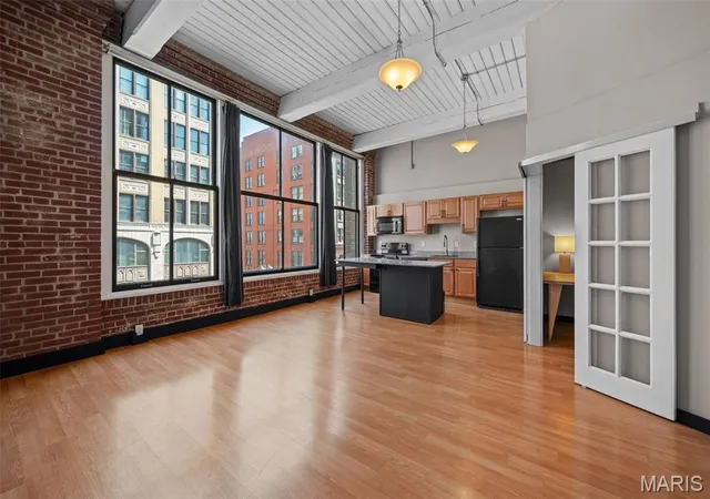 Photo 2 of Condo for sale at 507 N 13th St #302, St Louis, MO 63103 | MLS# MIS26053217 | Listing updated on 2026-09-25