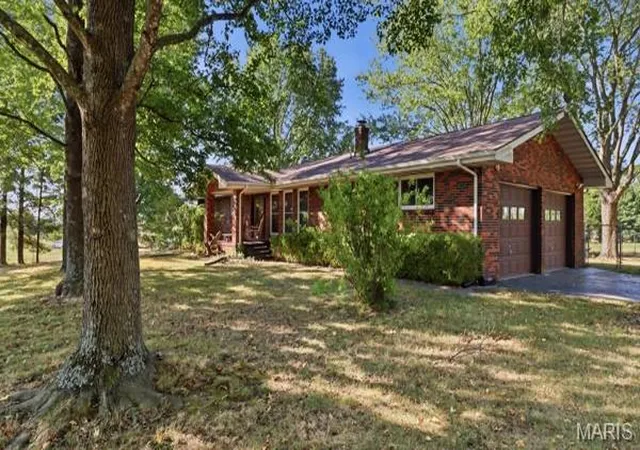Photo 2 of Single family home for sale at 11755 Hwy 137, Licking, MO 65542 | MLS# MIS26054344 | Listing updated on 2026-10-08