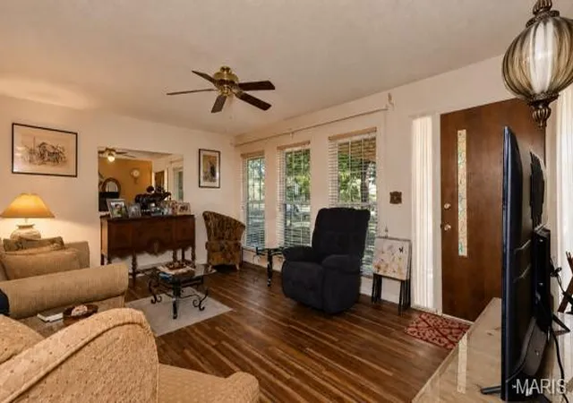Photo 3 of Single family home for sale at 11755 Hwy 137, Licking, MO 65542 | MLS# MIS26054344 | Listing updated on 2026-10-08