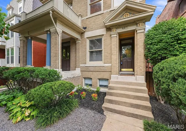 Photo 2 of Single family home for sale at 4469 Pershing Ave, Saint Louis, MO 63108 | MLS# MIS26054460 | Listing updated on 2026-10-13