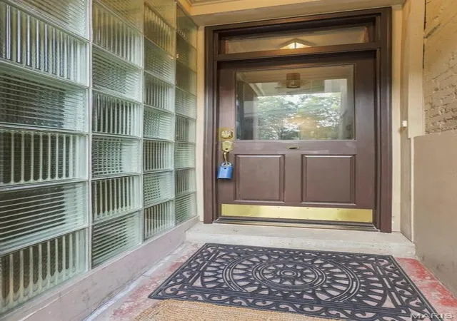 Photo 3 of Single family home for sale at 4469 Pershing Ave, Saint Louis, MO 63108 | MLS# MIS26054460 | Listing updated on 2026-09-14