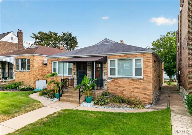 Photo 2 of Multi family home for sale at 4978 Parker Ave, Saint Louis, MO 63139 | MLS# MIS26055471 | Listing updated on 2026-09-17
