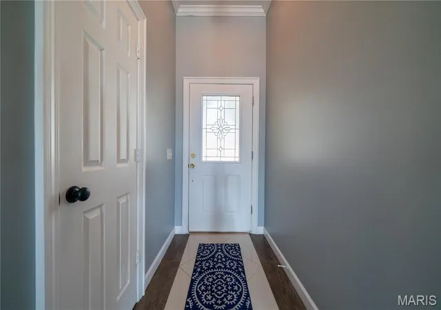 Photo 3 of Single family home for sale at 830 S Central St, Centralia, MO 65240 | MLS# MIS26056002 | Listing updated on 2026-10-12