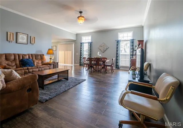 Photo 4 of Single family home for sale at 830 S Central St, Centralia, MO 65240 | MLS# MIS26056002 | Listing updated on 2026-10-12