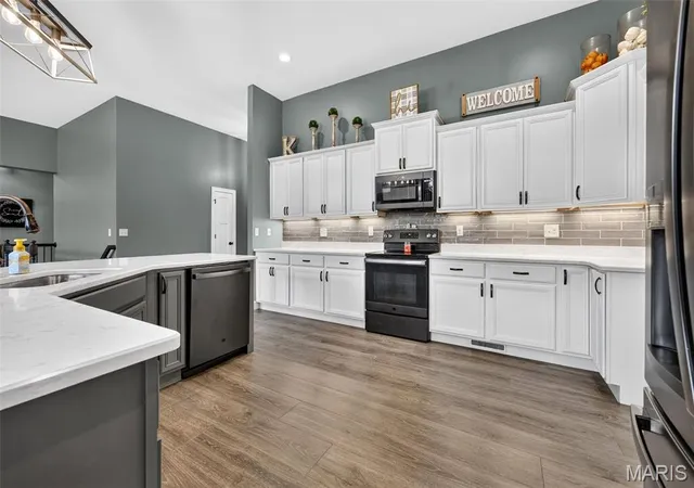 Photo 2 of Single family home for sale at 629 Lubbuck Ct, Moscow Mills, MO 63362 | MLS# MIS26056054 | Listing updated on 2026-09-18