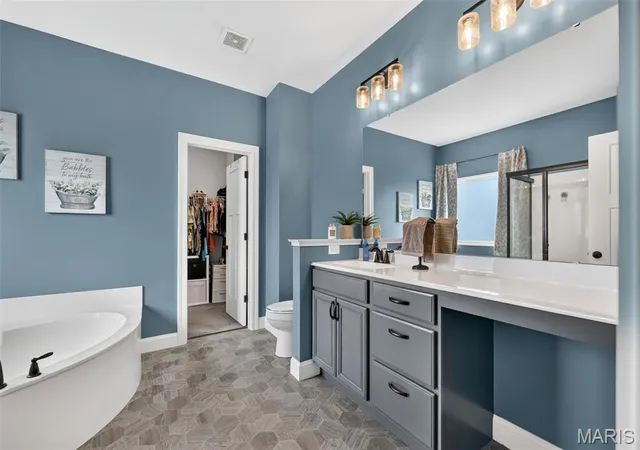 Photo 4 of Single family home for sale at 629 Lubbuck Ct, Moscow Mills, MO 63362 | MLS# MIS26056054 | Listing updated on 2026-09-18
