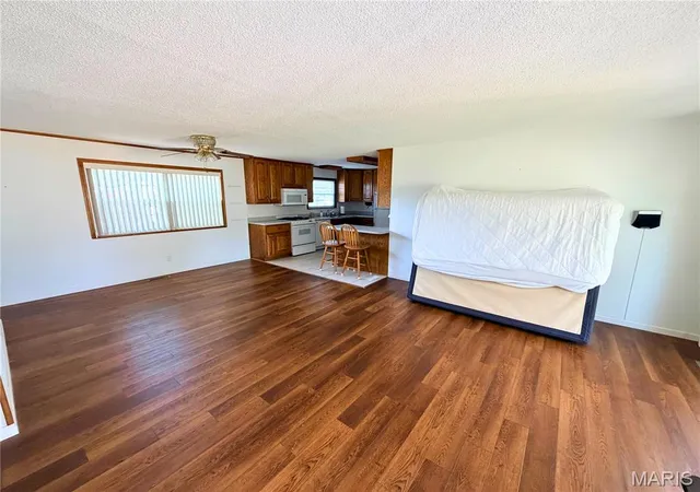Photo 3 of Single family home for sale at 1820 Tahoe Dr, Florissant, MO 63031 | MLS# MIS26056126 | Listing updated on 2026-09-22